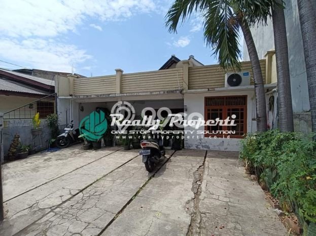 Rumah Minimalis 3 Kamar LT 200m2 di Jatimakmur Rumah Minimalis 3 Kamar LT 200m2 di Jatimakmur