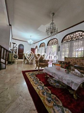 Rumah Luxury Modern Tanpa Renovasi di Lebak Bulus Jakarta Selatan Rumah Luxury Modern Tanpa Renovasi di Lebak Bulus Jakarta Selatan