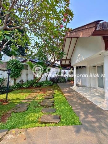 For Sale Rumah Mewah Exclusive di Kebayoran Baru, Jakarta Selatan For Sale Rumah Mewah Exclusive di Kebayoran Baru, Jakarta Selatan