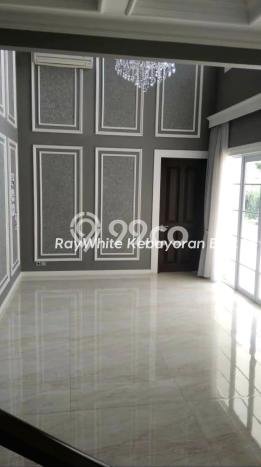 Jual Rumah Mewah Elegan Dengan View Eksklusif di Pangkalan Jati, Depok Jual Rumah Mewah Elegan Dengan View Eksklusif di Pangkalan Jati, Depok