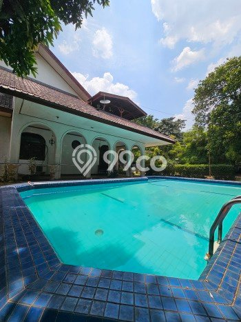 Rumah Luxury Modern Tanpa Renovasi di Lebak Bulus Jakarta Selatan Rumah Luxury Modern Tanpa Renovasi di Lebak Bulus Jakarta Selatan