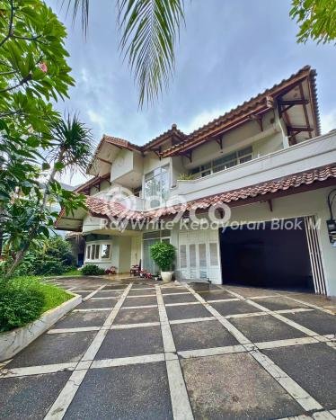 For Sale Rumah Mewah Exclusive di Kebayoran Baru, Jakarta Selatan For Sale Rumah Mewah Exclusive di Kebayoran Baru, Jakarta Selatan