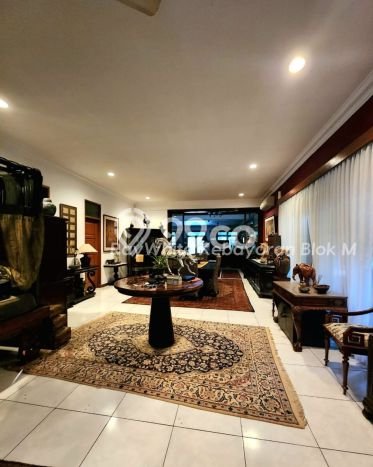 Ready to Use! Luxury House LT 1029m2 Desain Modern di Kemang Ready to Use! Luxury House LT 1029m2 Desain Modern di Kemang