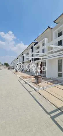 Best Deal Hunian Premium Ideal dan Luas di Bekasi Barat, Bekasi Best Deal Hunian Premium Ideal dan Luas di Bekasi Barat, Bekasi