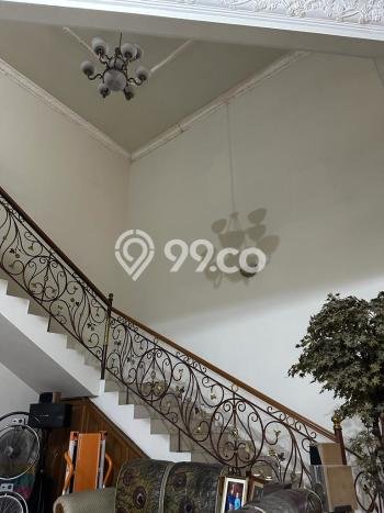 Rumah Mewah LB 237m2 Siap Pakai Desain Elegan di Pondok Bambu, Jakarta Timur Rumah Mewah LB 237m2 Siap Pakai Desain Elegan di Pondok Bambu, Jakarta Timur