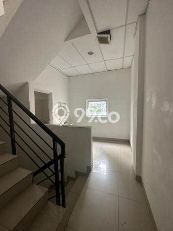 Disewakan Ruko di Kawasan Ramai Lebak Bulus Luas 216m2 Disewakan Ruko di Kawasan Ramai Lebak Bulus Luas 216m2