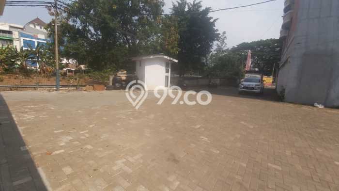Ruko Dijual di Prime Area Jakarta Timur Luas 174m2 Ruko Dijual di Prime Area Jakarta Timur Luas 174m2
