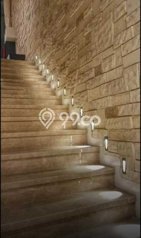 Ready to Use! Luxury House LT 220m2 Desain Elegan di BSD City Ready to Use! Luxury House LT 220m2 Desain Elegan di BSD City