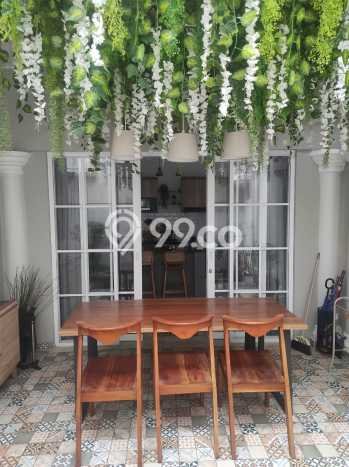Rumah Elit Modern Tanpa Renovasi di Gading Serpong Tangerang Rumah Elit Modern Tanpa Renovasi di Gading Serpong Tangerang