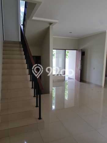 Jual Rumah Luas Megah Dengan View Cantik di Modernland, Tangerang Jual Rumah Luas Megah Dengan View Cantik di Modernland, Tangerang