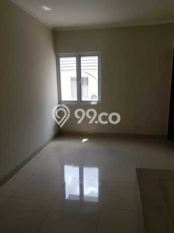 Jual Rumah Luas Megah Dengan View Cantik di Modernland, Tangerang Jual Rumah Luas Megah Dengan View Cantik di Modernland, Tangerang