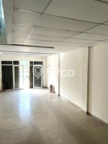 AREA KOMERSIAL! Ruko Disewakan di BSD, Luas 182m2m², Jalan Utama, Siap Operasi AREA KOMERSIAL! Ruko Disewakan di BSD, Luas 182m2m², Jalan Utama, Siap Operasi
