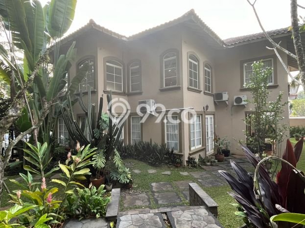 Rumah Luxury Modern Tanpa Renovasi di Lippo Karawaci Tangerang Rumah Luxury Modern Tanpa Renovasi di Lippo Karawaci Tangerang