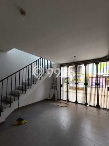 Rumah Elit Modern Tanpa Renovasi di BSD Virginia Lagoon Tangerang Rumah Elit Modern Tanpa Renovasi di BSD Virginia Lagoon Tangerang