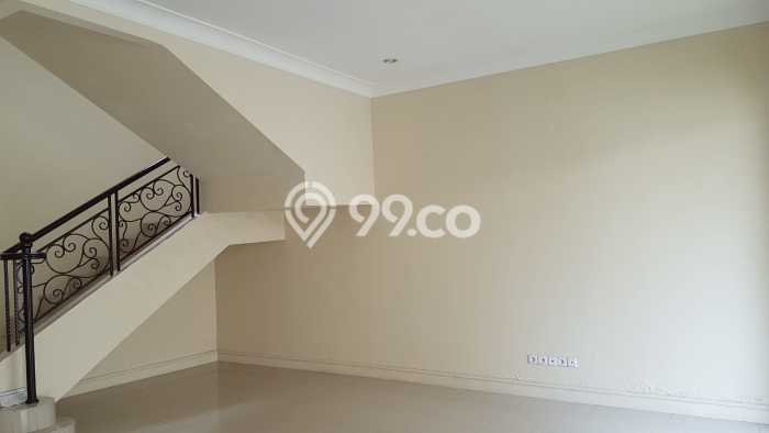 Jual Rumah Mewah Megah Dengan View Eksklusif di Modernland, Tangerang Jual Rumah Mewah Megah Dengan View Eksklusif di Modernland, Tangerang