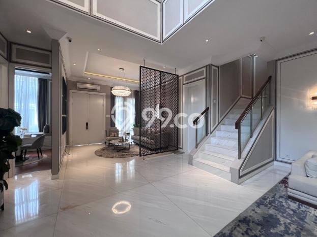 Ready to Use! Luxury House LT 298m2 Desain Elegan di Gading Serpong Ready to Use! Luxury House LT 298m2 Desain Elegan di Gading Serpong