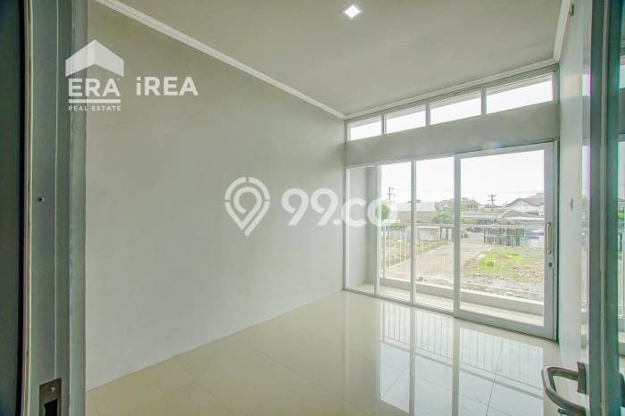Hunian Cantik Modern Lb 120m2 di Jebres, Surakarta Hunian Cantik Modern Lb 120m2 di Jebres, Surakarta