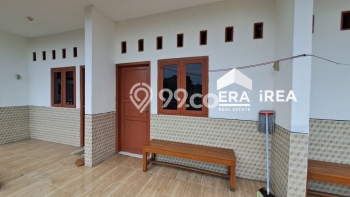 Kos-kosan Dijual di Banjarsari, Solo dengan 10 Kamar Tidur, 10 Kamar Mandi Kos-kosan Dijual di Banjarsari, Solo dengan 10 Kamar Tidur, 10 Kamar Mandi