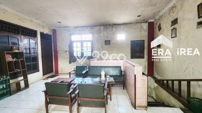 Komersial untuk disewa di Banjarsari punya LT 126m2 & LB 150m2 harga sewa kompetitif Komersial untuk disewa di Banjarsari punya LT 126m2 & LB 150m2 harga sewa kompetitif