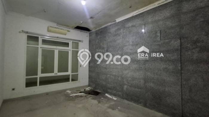 Area Ramai! Komersial Dijual di Mantrijeron untuk Bisnis Luas Bangunan 200m2 Area Ramai! Komersial Dijual di Mantrijeron untuk Bisnis Luas Bangunan 200m2