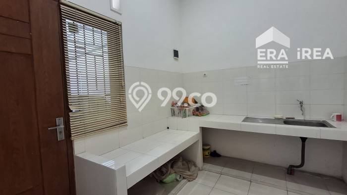 Dijual Rumah 3 Kamar Lokasi Strategis Nyaman dan Strategis di Solo Baru Dijual Rumah 3 Kamar Lokasi Strategis Nyaman dan Strategis di Solo Baru