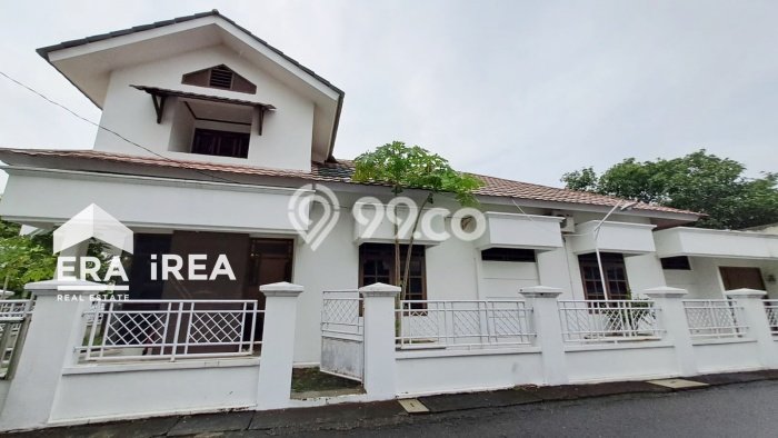 Rumah Mewah Dijual LT 388m2 di Colomadu, Solo Rumah Mewah Dijual LT 388m2 di Colomadu, Solo