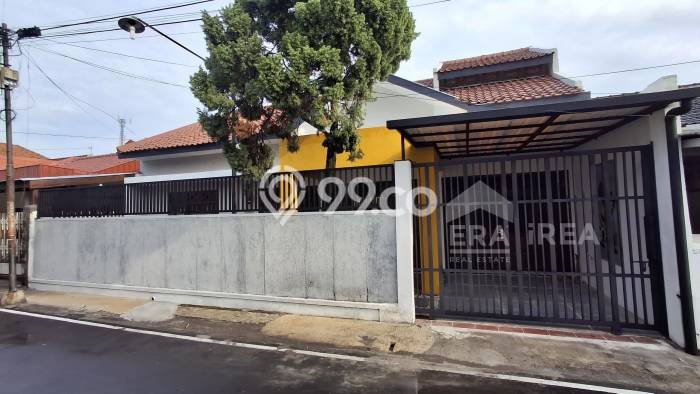 Dijual Rumah 6 Kamar Lokasi Strategis Bagus dan Strategis di Gentan Dijual Rumah 6 Kamar Lokasi Strategis Bagus dan Strategis di Gentan
