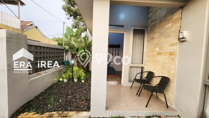 Dijual Rumah Strategis Bagus Punya 2 KT di Colomadu Solo SHM Dijual Rumah Strategis Bagus Punya 2 KT di Colomadu Solo SHM