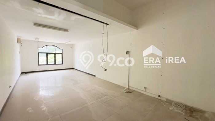 Disewakan Ruko di Banjarsari Solo LT 166m2, LB 210m2 Disewakan Ruko di Banjarsari Solo LT 166m2, LB 210m2