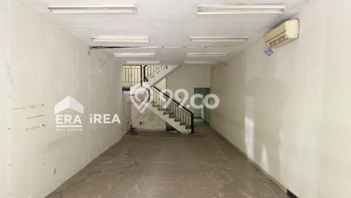 Disewakan Ruko di Banjarsari Solo LT 166m2, LB 210m2 Disewakan Ruko di Banjarsari Solo LT 166m2, LB 210m2
