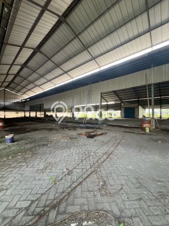 Gudang Komersial Disewakan di Krian Sidoarjo Luas 5800m2 Gudang Komersial Disewakan di Krian Sidoarjo Luas 5800m2