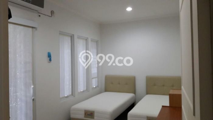 Jual Rumah Luas Megah Dengan View Eksklusif di Gading Serpong, Tangerang Jual Rumah Luas Megah Dengan View Eksklusif di Gading Serpong, Tangerang