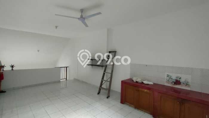 Dijual Hunian Rumah Terawat 3 KT di Serpong Villa Melati Mas, Tangerang Selatan Dijual Hunian Rumah Terawat 3 KT di Serpong Villa Melati Mas, Tangerang Selatan