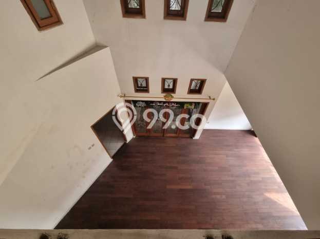 Ready to Use! Premium House LT 420m2 Desain Elegan di BSD Anggrek Loka Ready to Use! Premium House LT 420m2 Desain Elegan di BSD Anggrek Loka