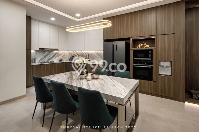 Jual Rumah Mewah Megah Dengan View Cantik di Gading Serpong, Tangerang Jual Rumah Mewah Megah Dengan View Cantik di Gading Serpong, Tangerang
