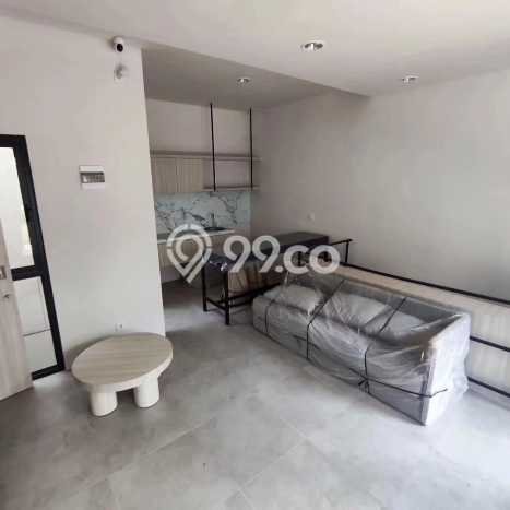 Rumah Luas Asri 3 KT Siap Pakai di BSD Tangerang Rumah Luas Asri 3 KT Siap Pakai di BSD Tangerang