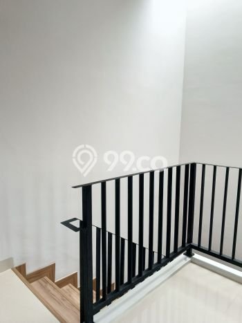 Rumah Minimalis 4 Kamar LT 72m2 di BSD Nusaloka Rumah Minimalis 4 Kamar LT 72m2 di BSD Nusaloka