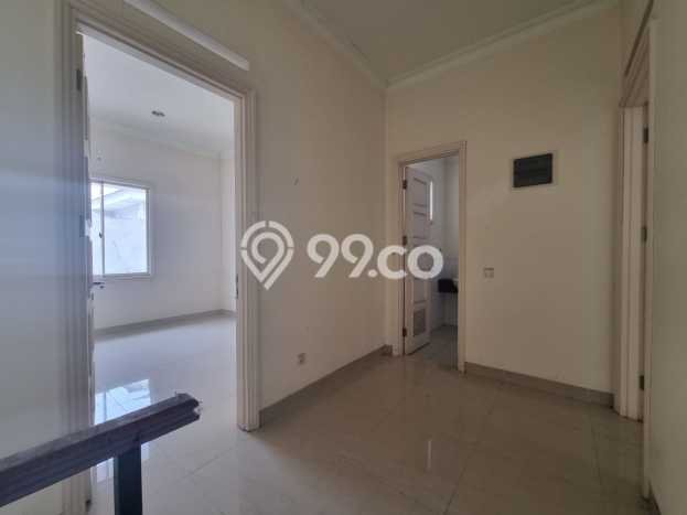 Rumah Elit Modern Tanpa Renovasi di Gading Serpong Pondok Hijau Golf Tangerang Rumah Elit Modern Tanpa Renovasi di Gading Serpong Pondok Hijau Golf Tangerang