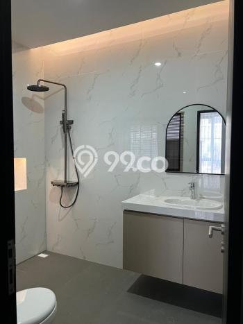 Rumah 4 KT 4 KM di Lokasi Strategis Alam Sutera, Tangerang Rumah 4 KT 4 KM di Lokasi Strategis Alam Sutera, Tangerang