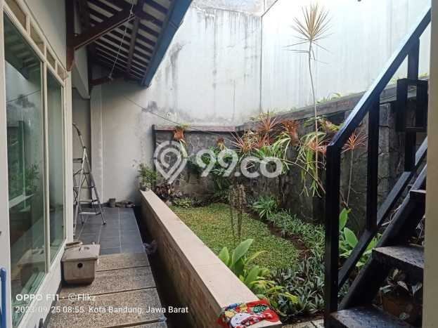 Jual Rumah Luas Elegan Dengan View Eksklusif di Setra Sari, Bandung Jual Rumah Luas Elegan Dengan View Eksklusif di Setra Sari, Bandung