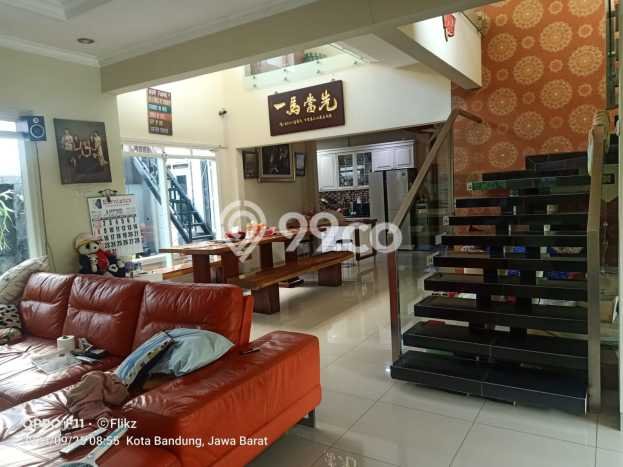 Jual Rumah Luas Elegan Dengan View Eksklusif di Setra Sari, Bandung Jual Rumah Luas Elegan Dengan View Eksklusif di Setra Sari, Bandung