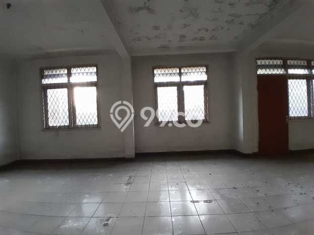 Disewakan Ruko di Kawasan Ramai Moch Toha Luas 300m2 Disewakan Ruko di Kawasan Ramai Moch Toha Luas 300m2