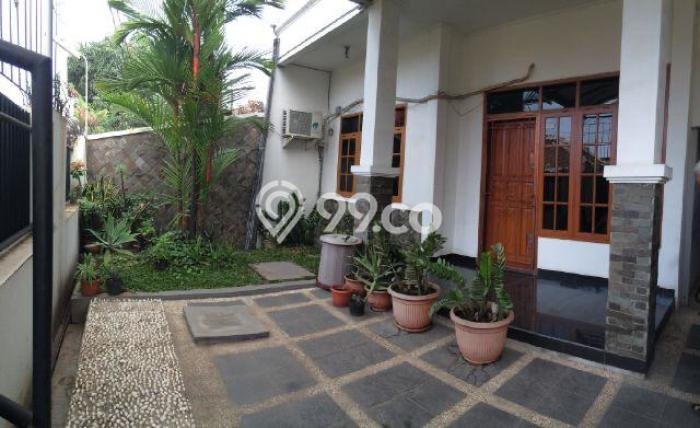 Rumah Area Strategis kawasan Regol, Bandung, Luas 240m2m² Bangunan 400m2m² Rumah Area Strategis kawasan Regol, Bandung, Luas 240m2m² Bangunan 400m2m²