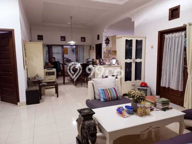 Rumah di Soekarno Hatta, Bandung, LT 251m2m² LB 230m2m² Rumah di Soekarno Hatta, Bandung, LT 251m2m² LB 230m2m²