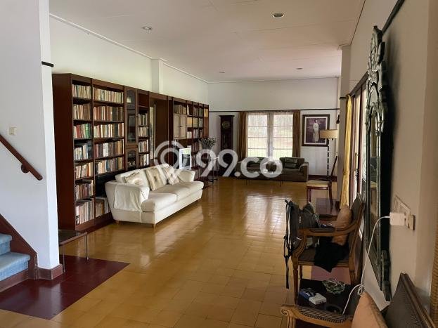 Rumah Elit LB 459m2 Siap Huni Desain Elegan di ciumbuleuit, Bandung Rumah Elit LB 459m2 Siap Huni Desain Elegan di ciumbuleuit, Bandung