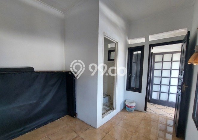 GOOD DEAL! Rumah Premium area Buah Batu, Luas 334m2m² Bangunan 700m2m² GOOD DEAL! Rumah Premium area Buah Batu, Luas 334m2m² Bangunan 700m2m²