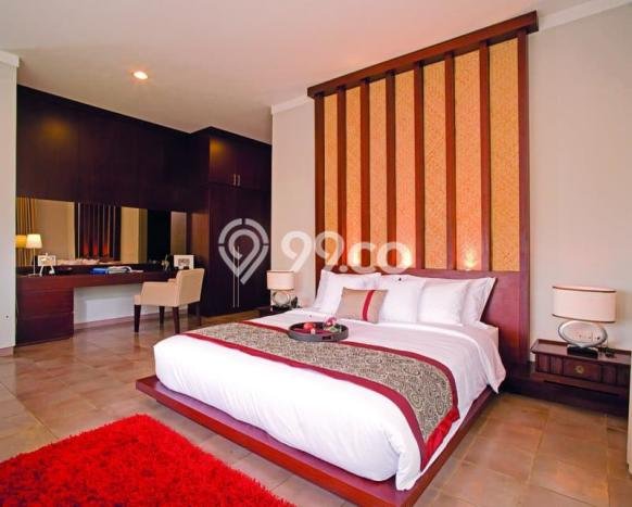 SIAP HUNI! Rumah Strategis di Dago, LT 3200m2m² Bangunan 572m2m² SIAP HUNI! Rumah Strategis di Dago, LT 3200m2m² Bangunan 572m2m²
