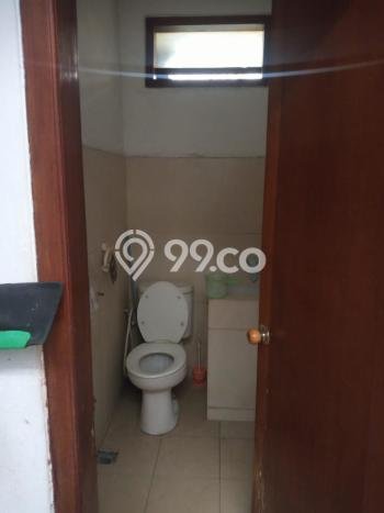 Rumah Asri dengan 3 Kamar Tidur di Kawasan Batununggal, Bandung Rumah Asri dengan 3 Kamar Tidur di Kawasan Batununggal, Bandung