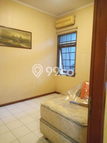 Rumah Asri dengan 3 Kamar Tidur di Kawasan Batununggal, Bandung Rumah Asri dengan 3 Kamar Tidur di Kawasan Batununggal, Bandung