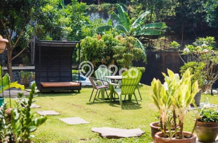 Vila Kawasan Coblong, Area 400m2m², Lokasi Strategis Vila Kawasan Coblong, Area 400m2m², Lokasi Strategis